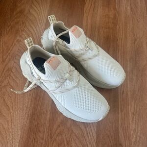 HOLO Women's White Sneakers